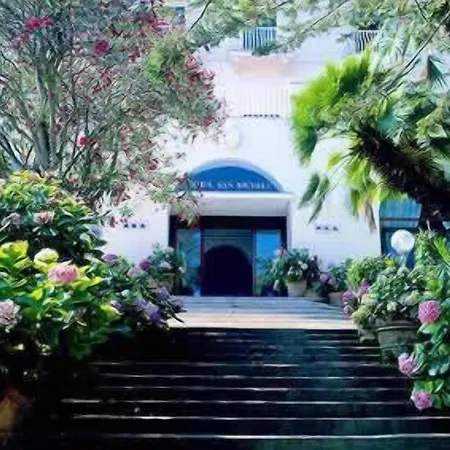 San Michele 4*