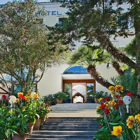 Hotel San Michele 4*